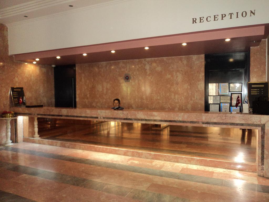 Izethan Hotel ムーラ エクステリア 写真