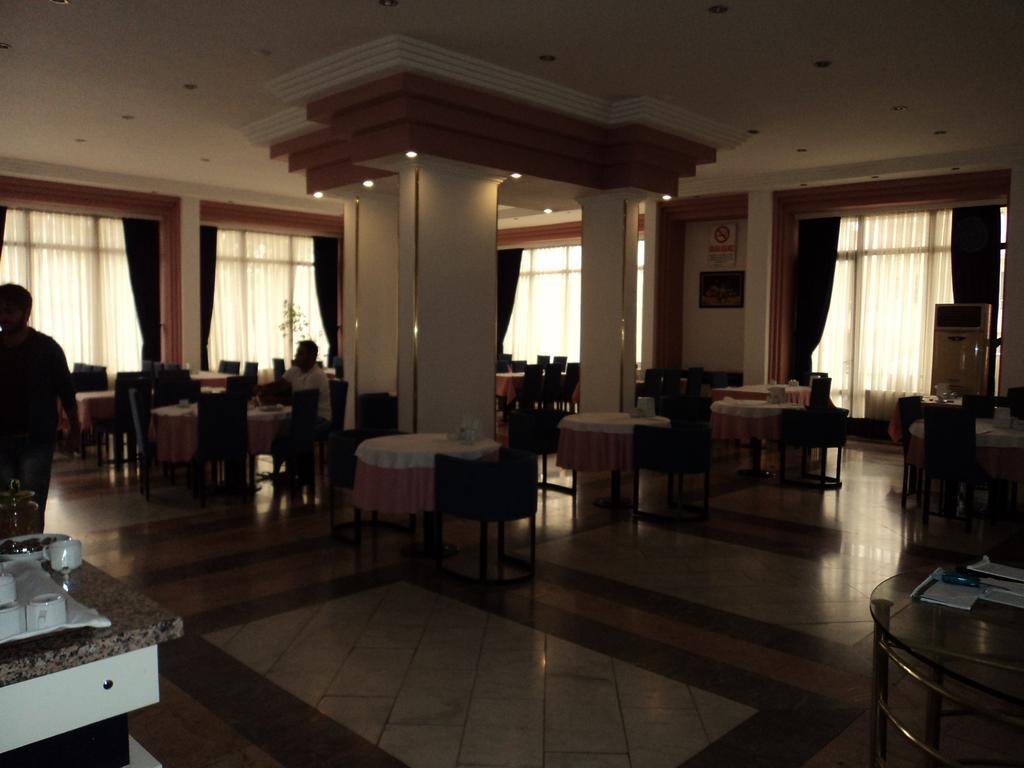 Izethan Hotel ムーラ エクステリア 写真